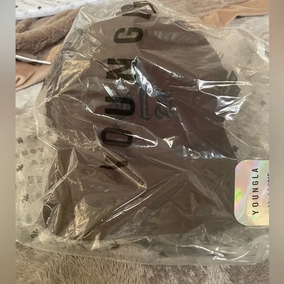 YOUNGLA hat - Picture 4 of 4